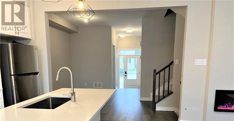 681 Allied Mews, Ottawa, ON, K2S 2Z6 - 9