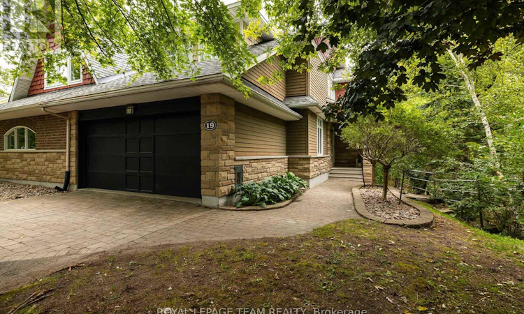 19 Creeks End Lane