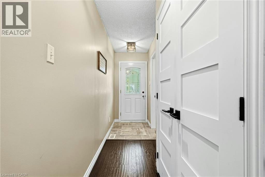 53 Bryna Avenue - 4