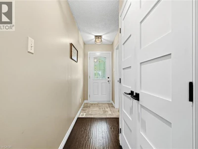 53 Bryna Avenue - 4