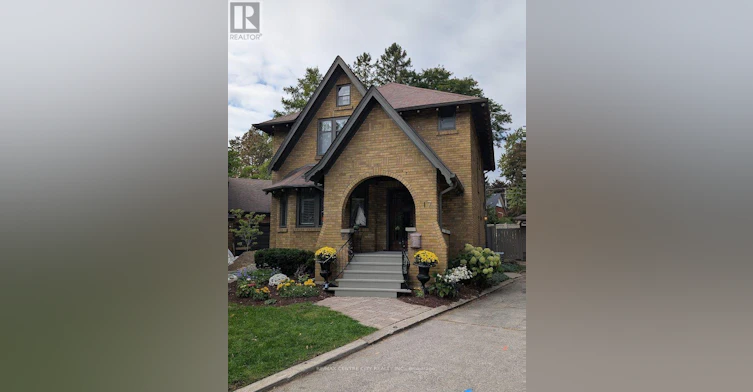 17 Clenray Place, London, ON, N6A 3Y9