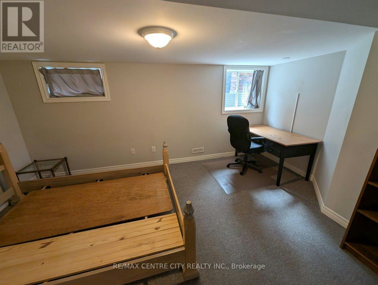 17 Clenray Place, London, ON, N6A 3Y9 - 34