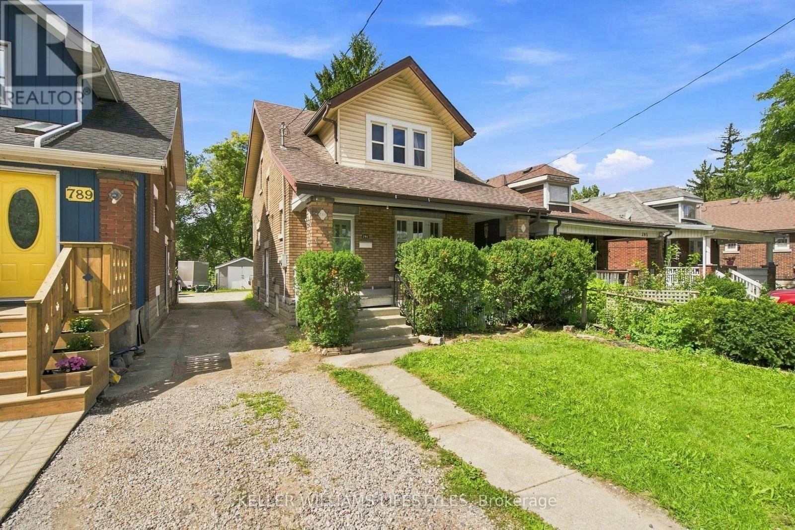 791 Quebec Street, London, ON, N5Y 1X3