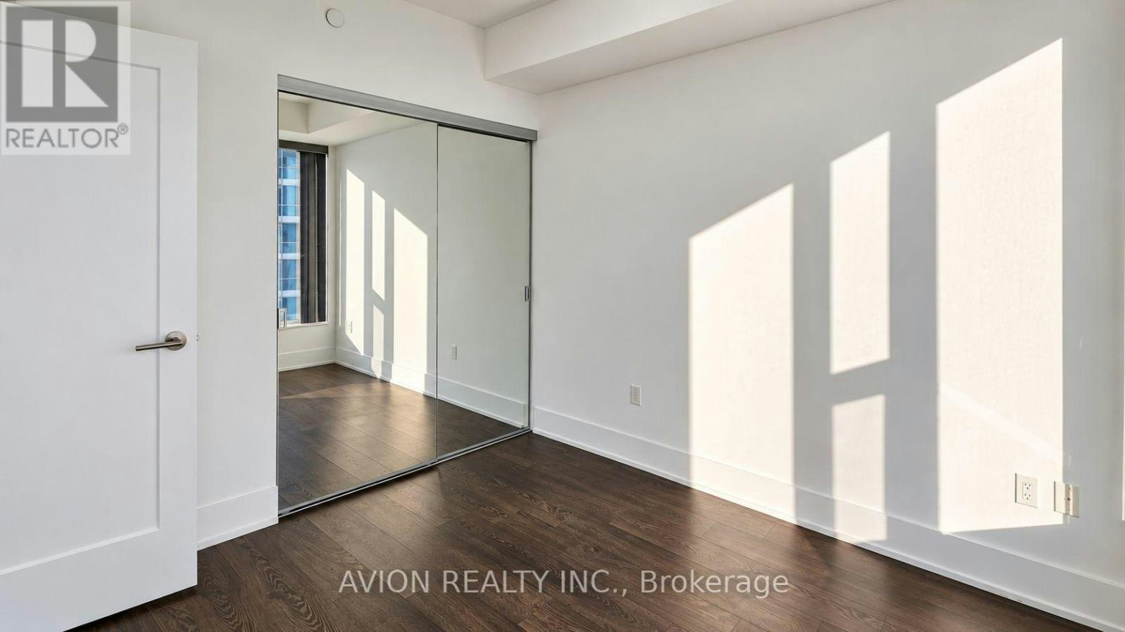 3008-10 York Street, Toronto, ON, M5J 0E1 - 10