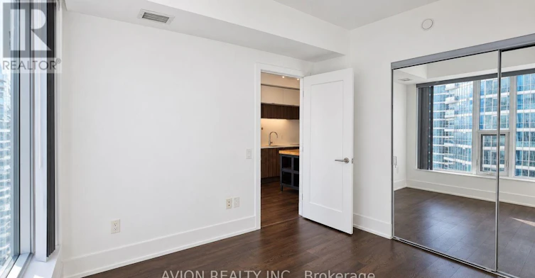 3008-10 York Street, Toronto, ON, M5J 0E1 - 8