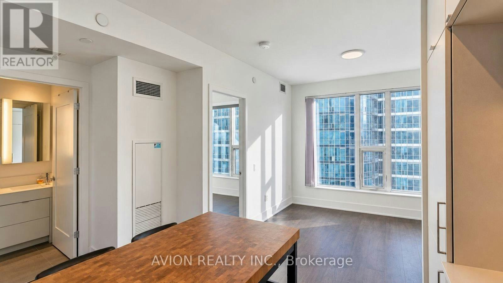 3008-10 York Street, Toronto, ON, M5J 0E1 - 6