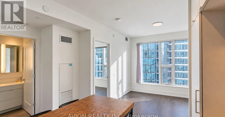 3008-10 York Street, Toronto, ON, M5J 0E1 - 6
