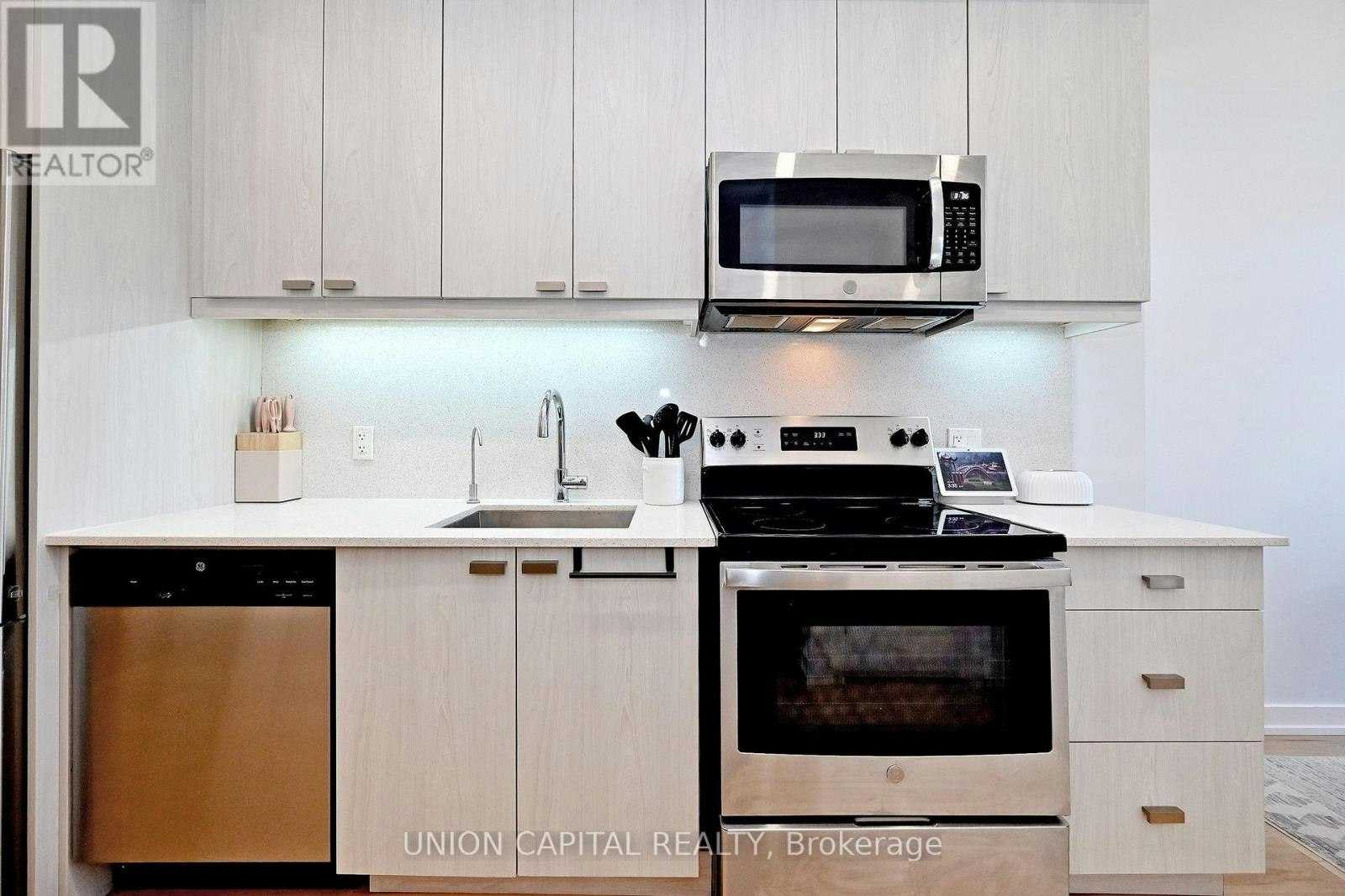 39-57 Finch Avenue W, Toronto, ON, M2K 0K9 - 15
