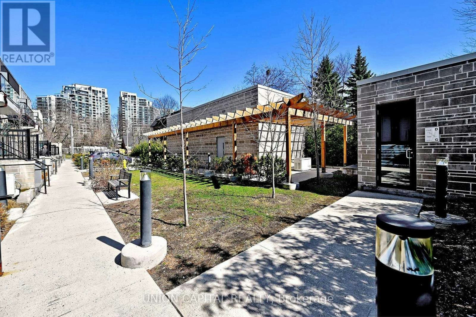 39-57 Finch Avenue W, Toronto, ON, M2K 0K9 - 40