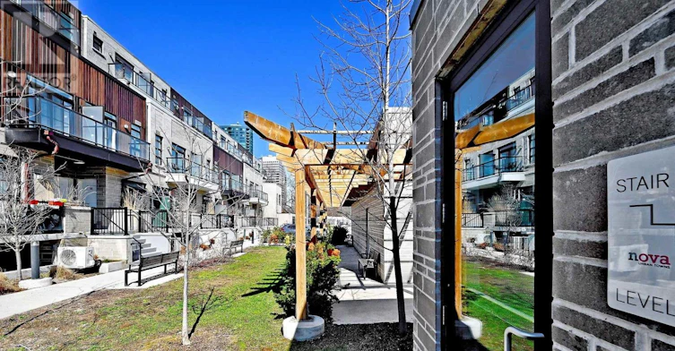 39-57 Finch Avenue W, Toronto, ON, M2K 0K9 - 41