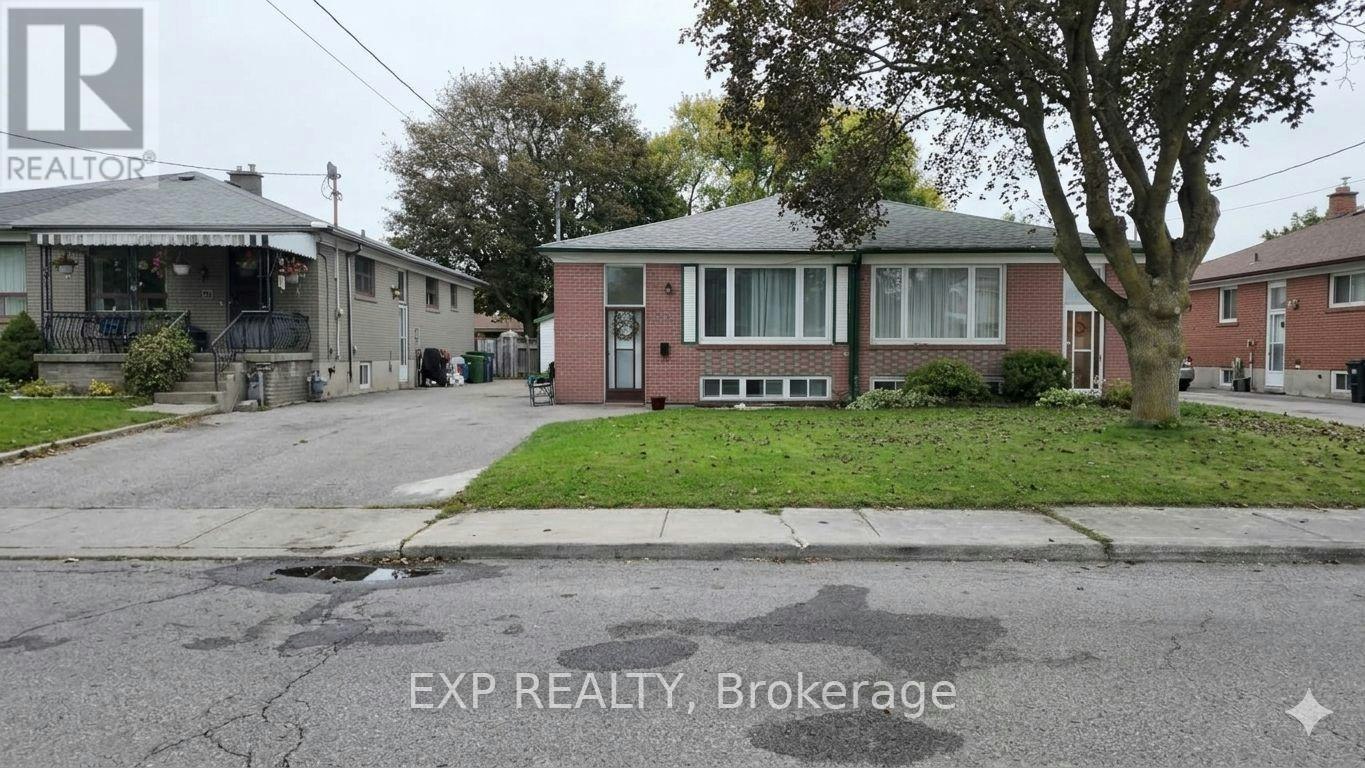 23 Chapman Avenue, Toronto, ON, M4B 1C3