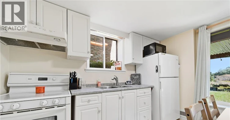 Lower-69 Southcreek Trail, Guelph, ON, N1G 5A7 - 8