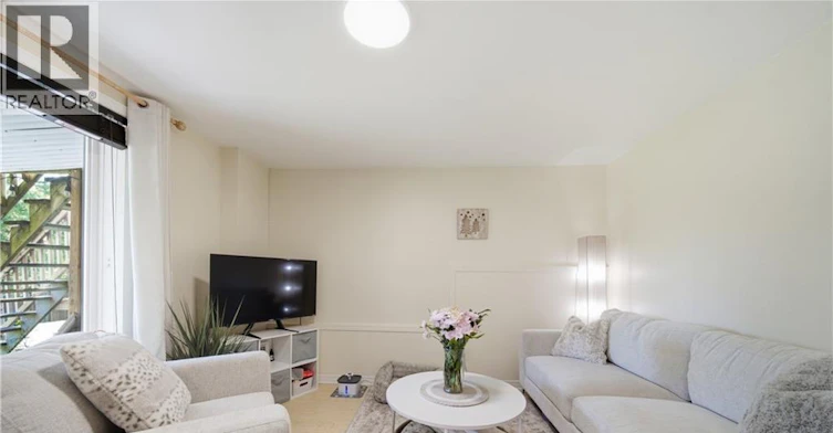 Lower-69 Southcreek Trail, Guelph, ON, N1G 5A7 - 16