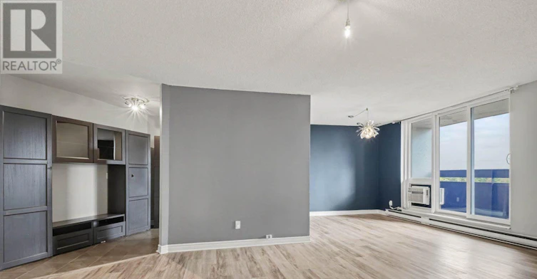 801-2020 Jasmine Crescent, Ottawa, ON, K1J 8K5 - 3