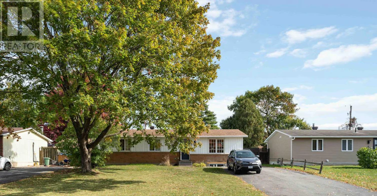B-1493 Mariette Street, Ottawa, ON, K1E 1L1