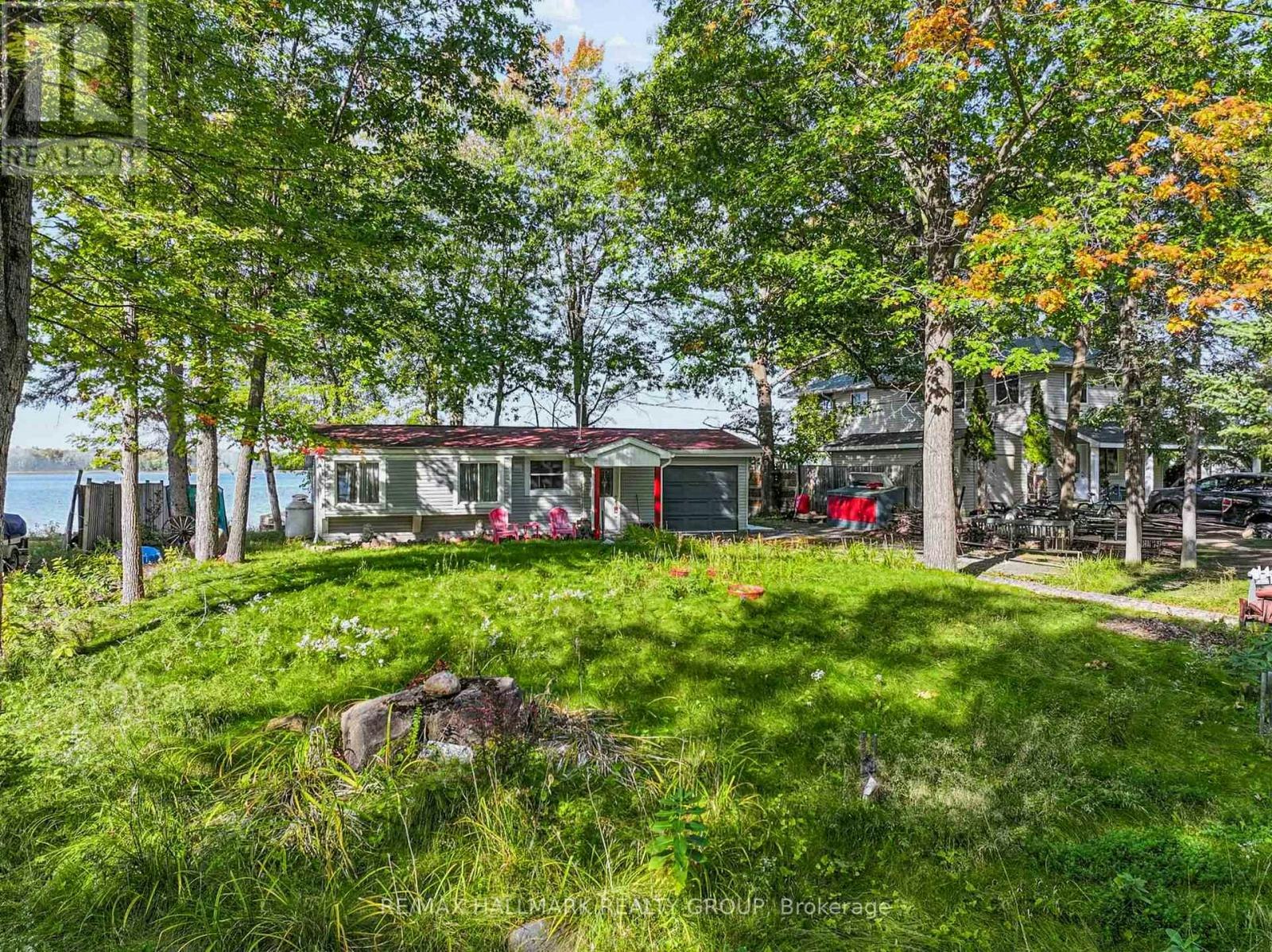 4268 Armitage Avenue, Ottawa, ON, K0A 1T0