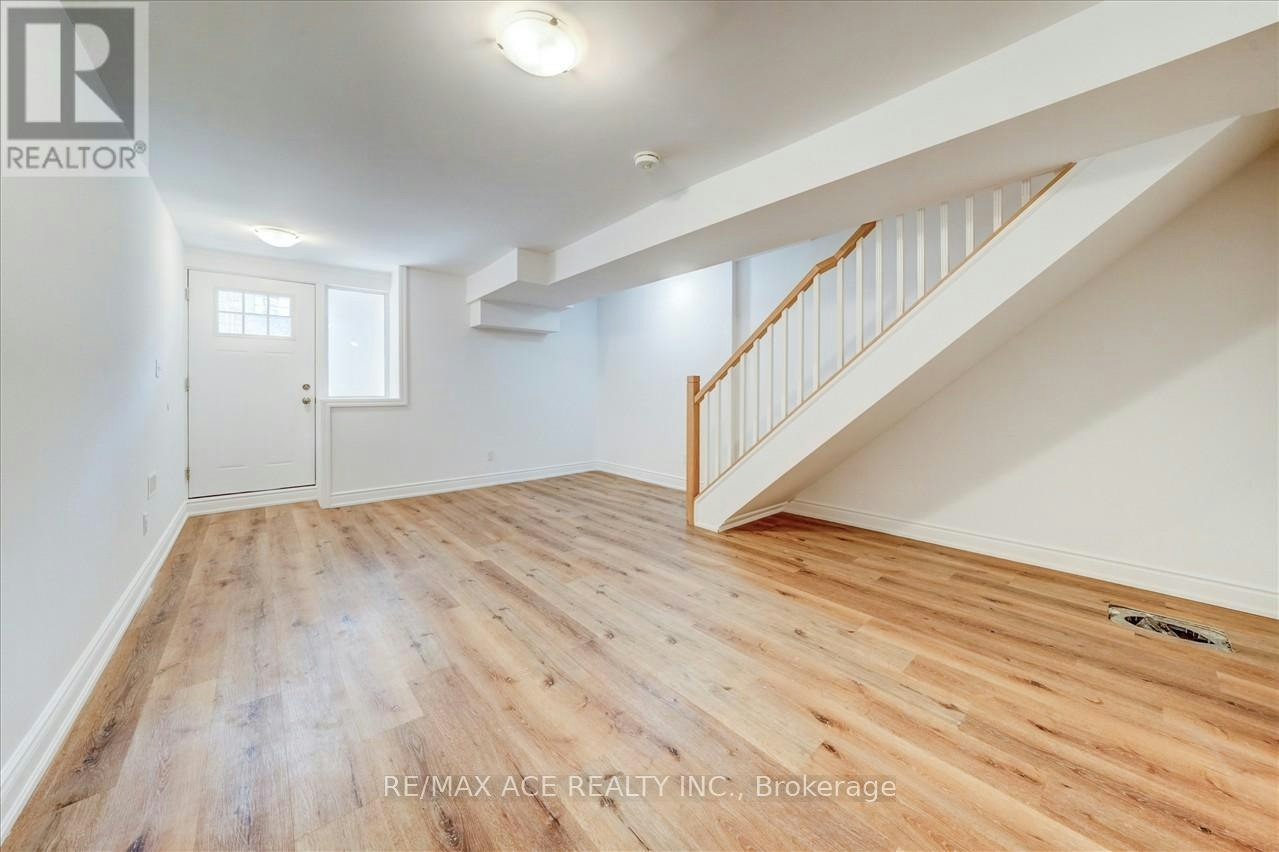 183 Munro Street, Toronto, ON, M4M 2B8 - 19