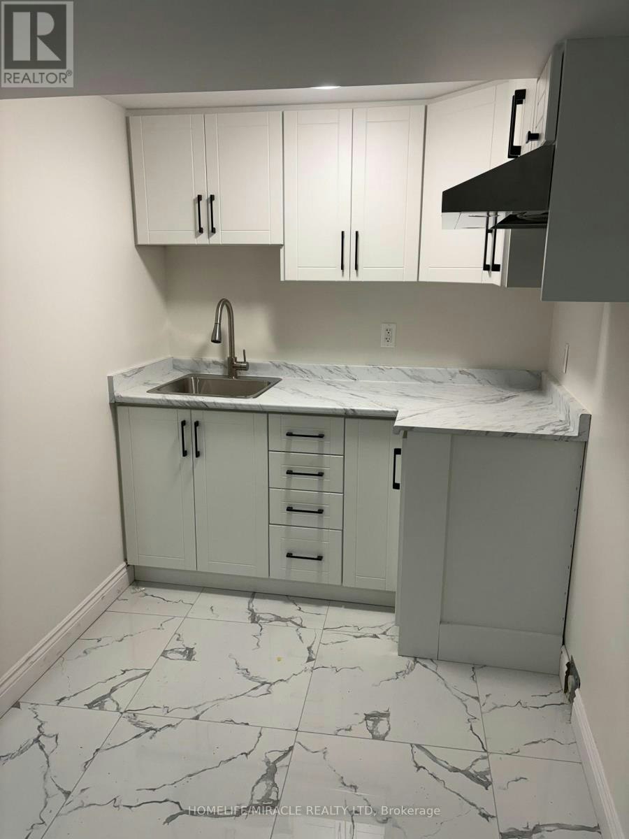 BASEMENT-44 Sylvia Street, Barrie, ON, L4M 5J4 - 2