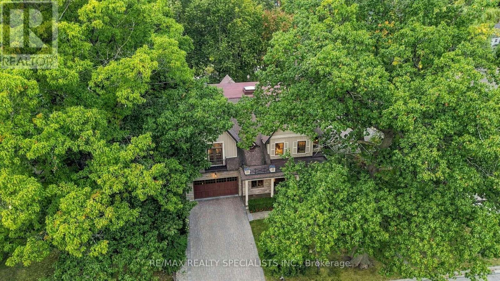 53 Cumberland Drive, Mississauga, ON, L5G 3N1