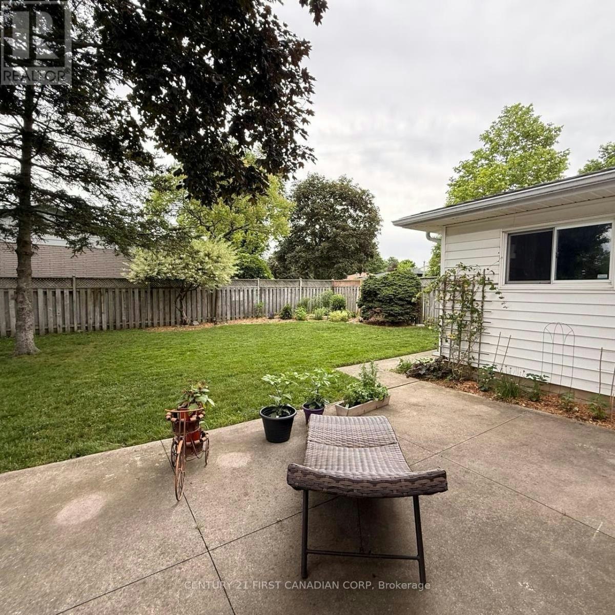 749 Dundalk Drive, London, ON, N6C 3V1 - 17