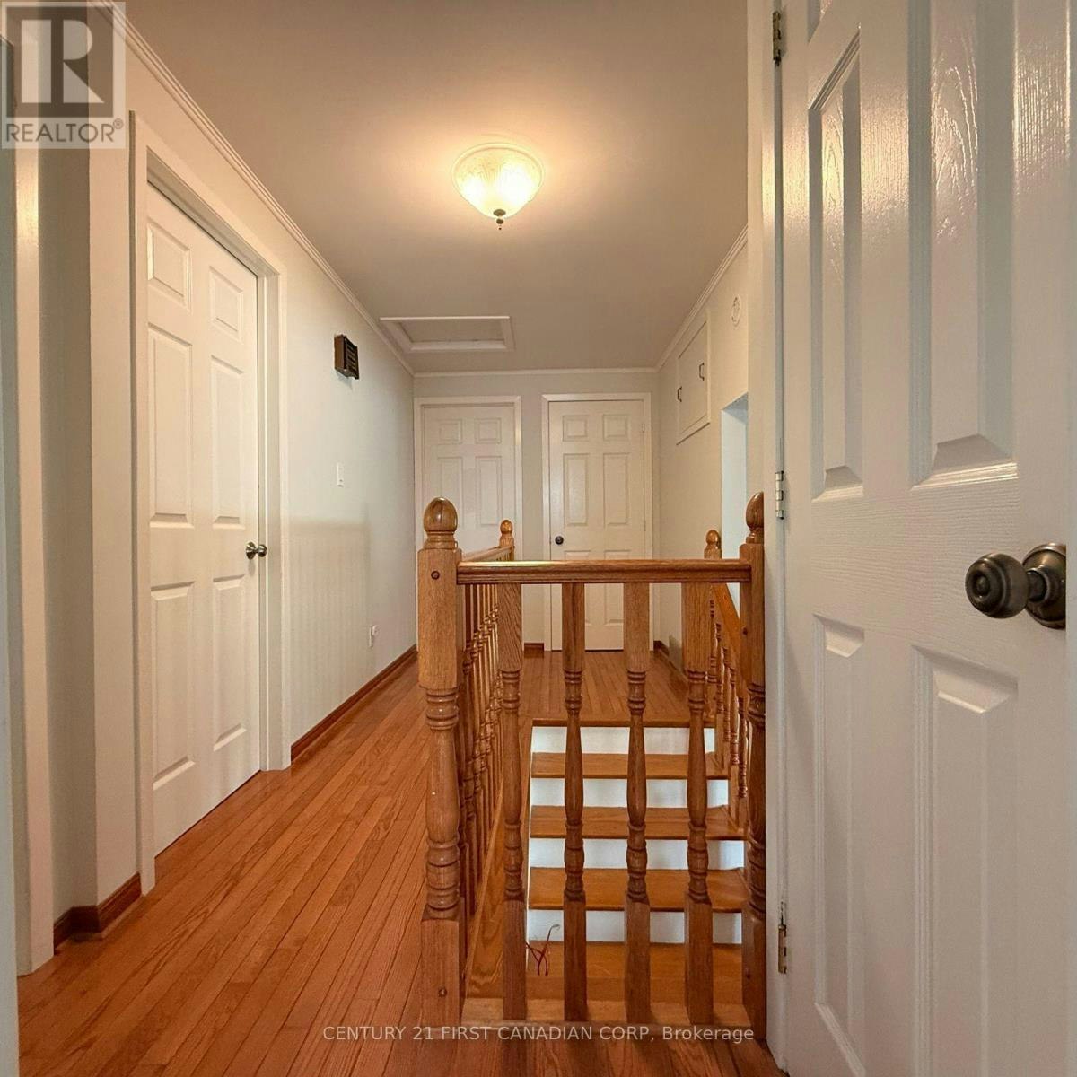749 Dundalk Drive, London, ON, N6C 3V1 - 11