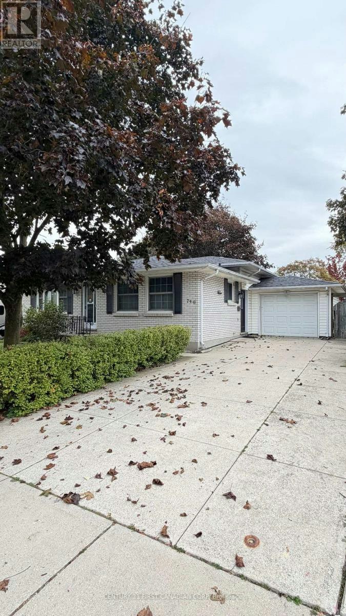 749 Dundalk Drive, London, ON, N6C 3V1