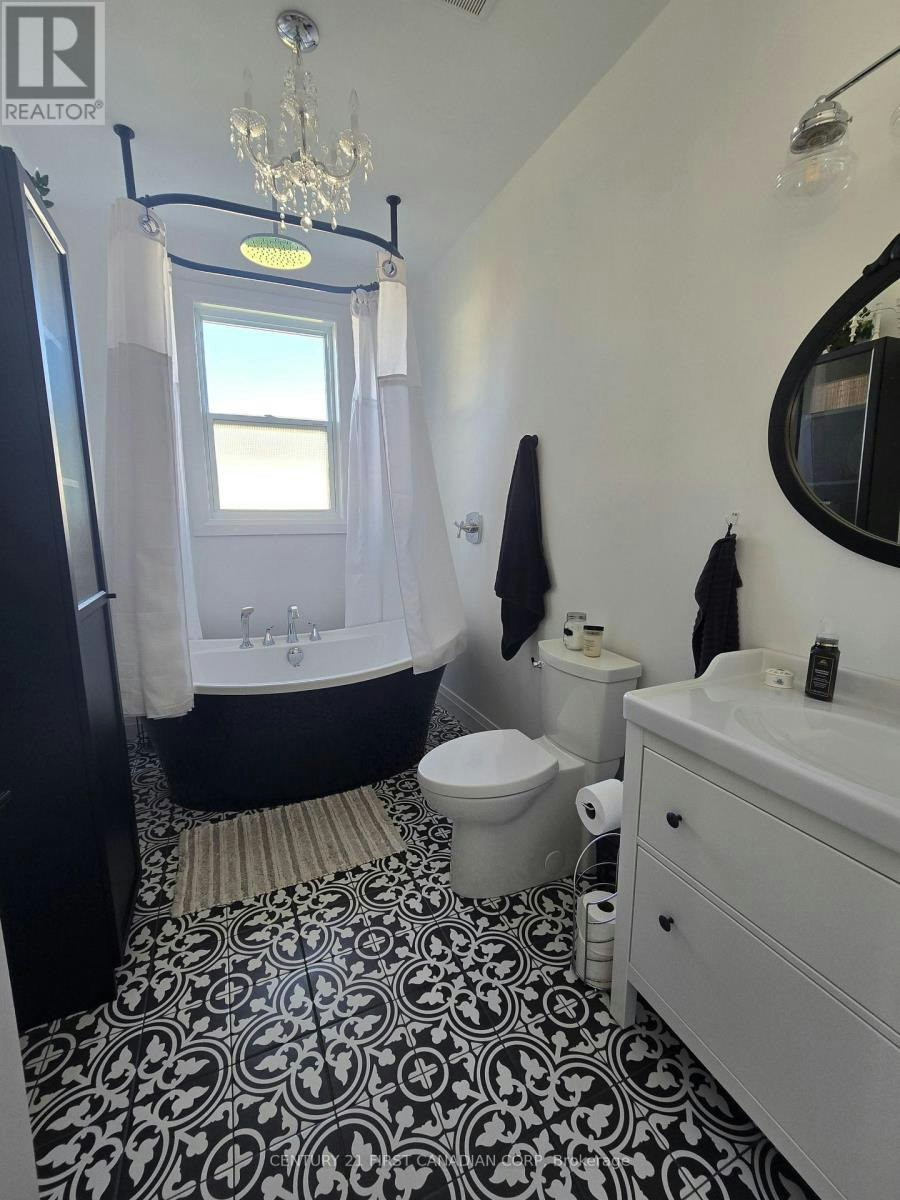 87 The Promenade, Port Stanley, ON, N5L 0B1 - 13