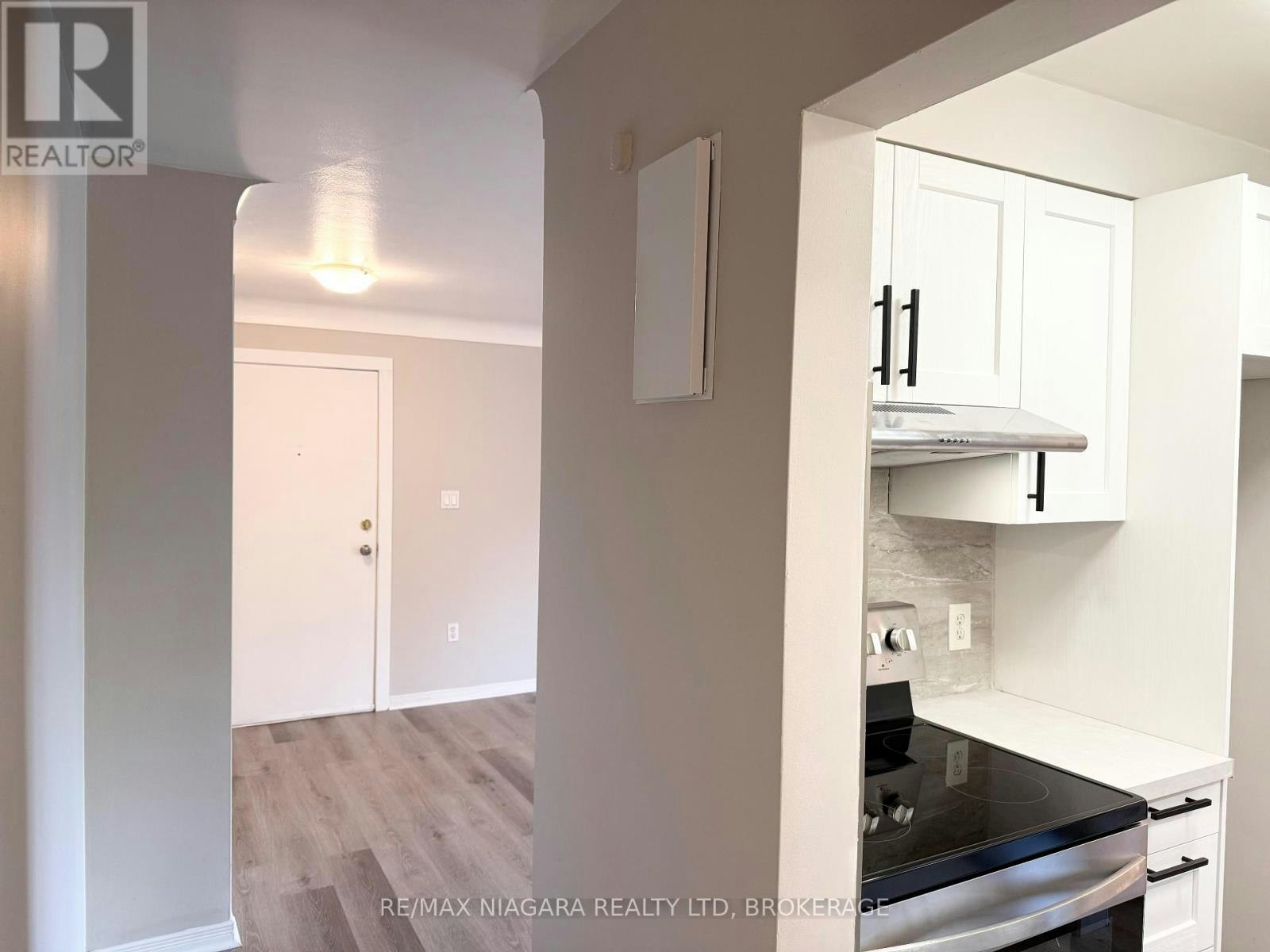 8-286 Vine Street, St. Catharines, ON, L2M 4T3 - 27