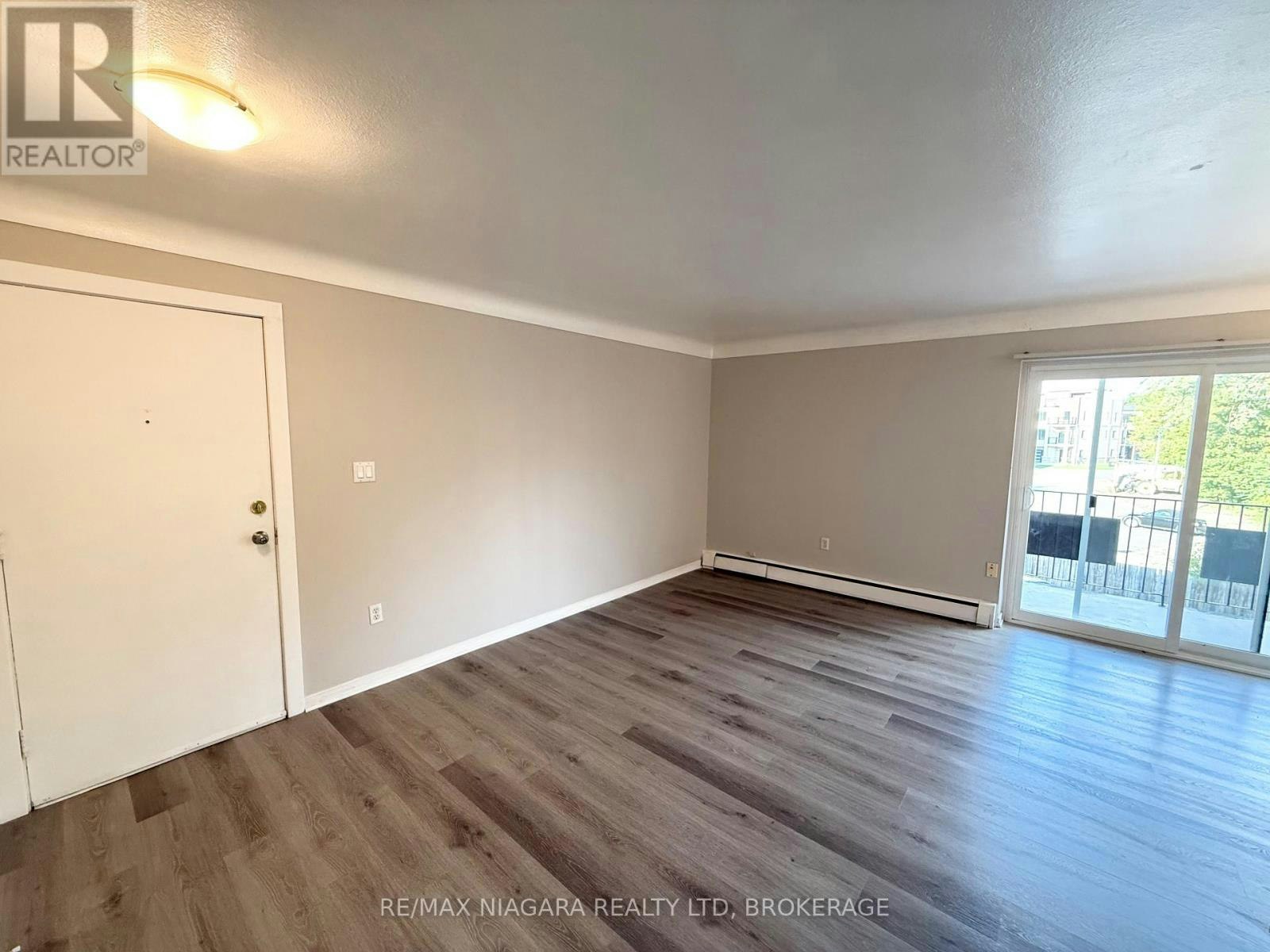 8-286 Vine Street, St. Catharines, ON, L2M 4T3 - 28