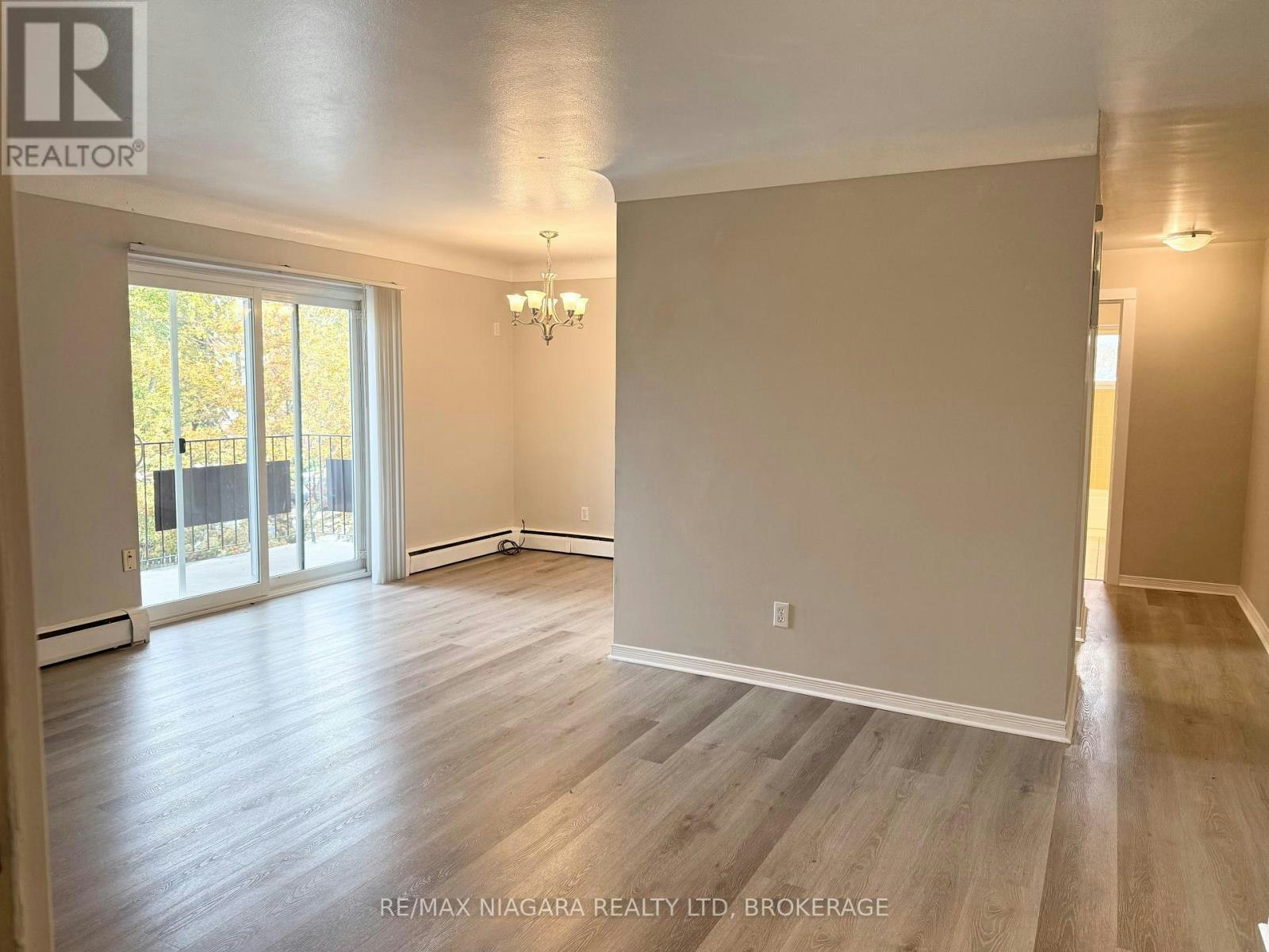 8-286 Vine Street, St. Catharines, ON, L2M 4T3 - 8