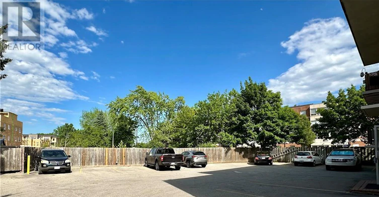 4-286 Vine Street, St. Catharines, ON, L2M 4T3 - 6