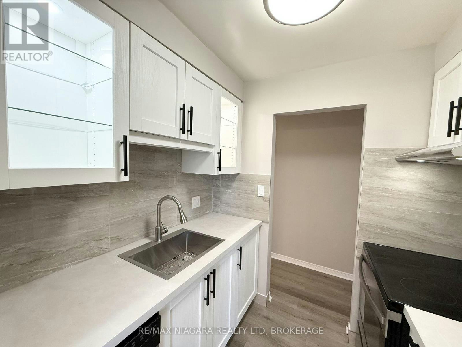 4-286 Vine Street, St. Catharines, ON, L2M 4T3 - 7