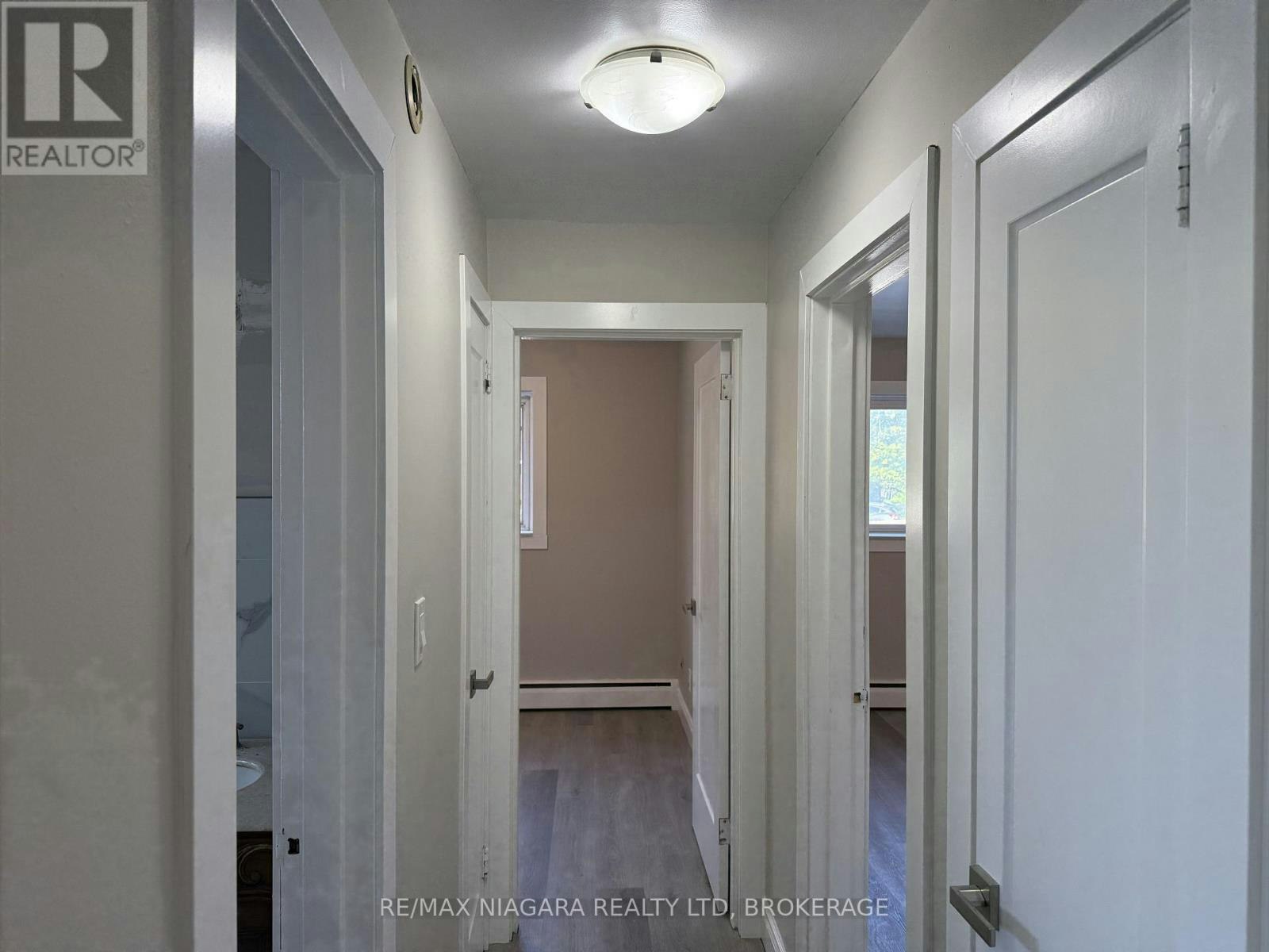 4-286 Vine Street, St. Catharines, ON, L2M 4T3 - 8
