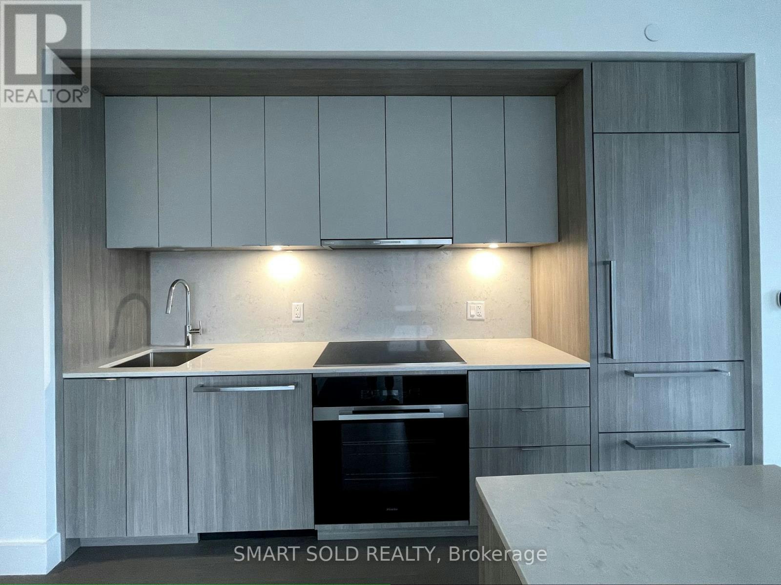 610-6 Greenbriar Road E, Toronto, ON, M2K 0H6 - 4