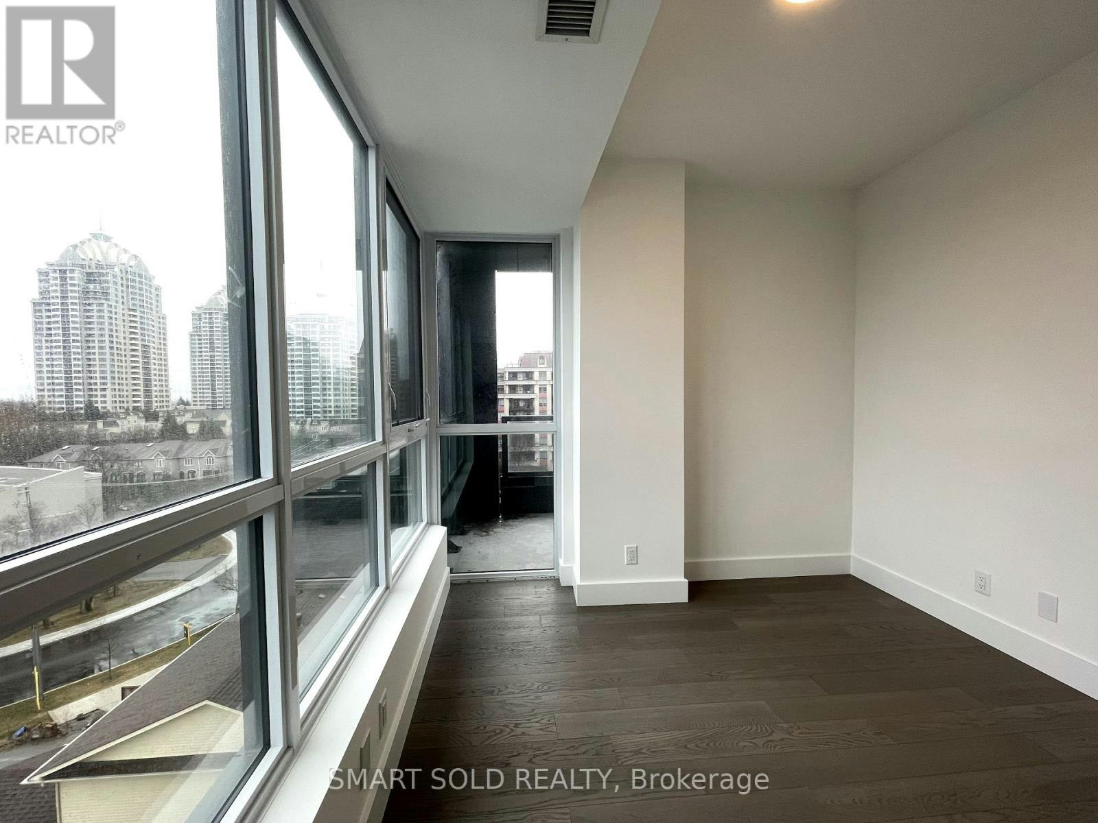 610-6 Greenbriar Road E, Toronto, ON, M2K 0H6 - 11