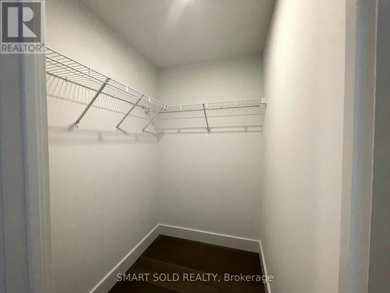 610-6 Greenbriar Road E, Toronto, ON, M2K 0H6 - 17