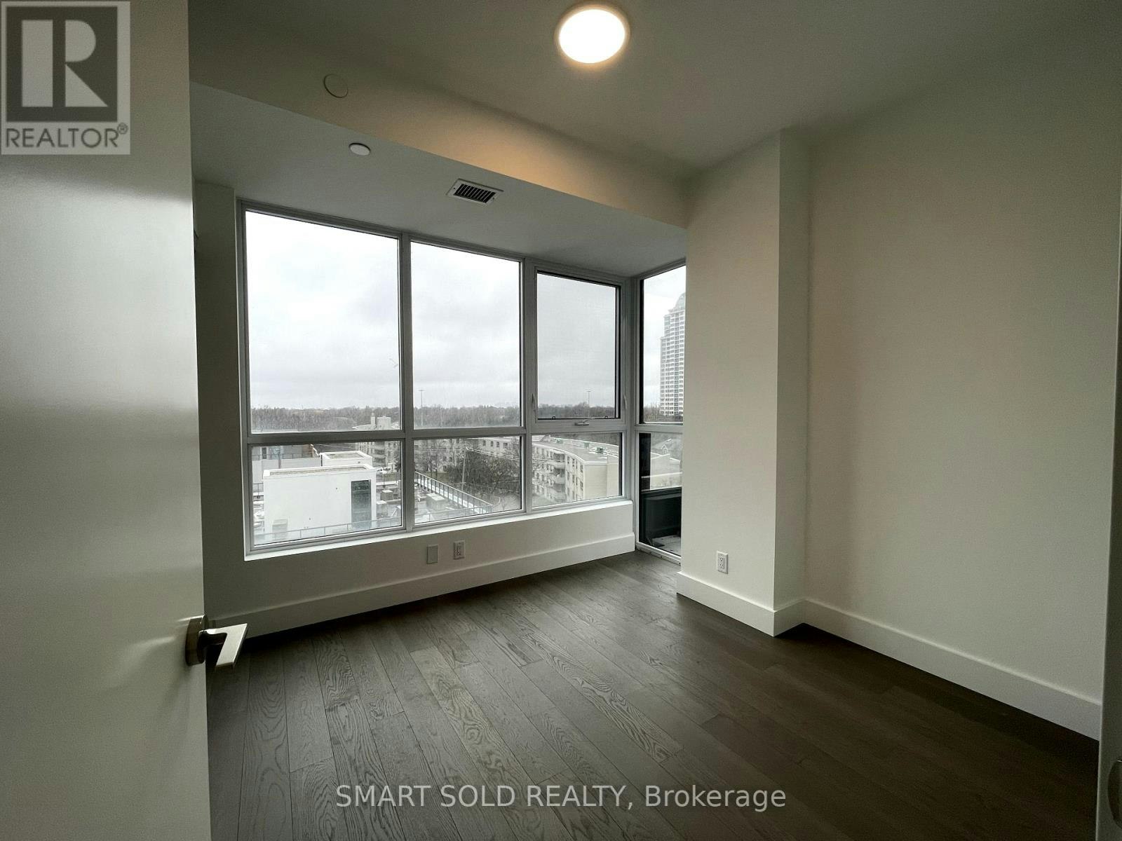 610-6 Greenbriar Road E, Toronto, ON, M2K 0H6 - 9