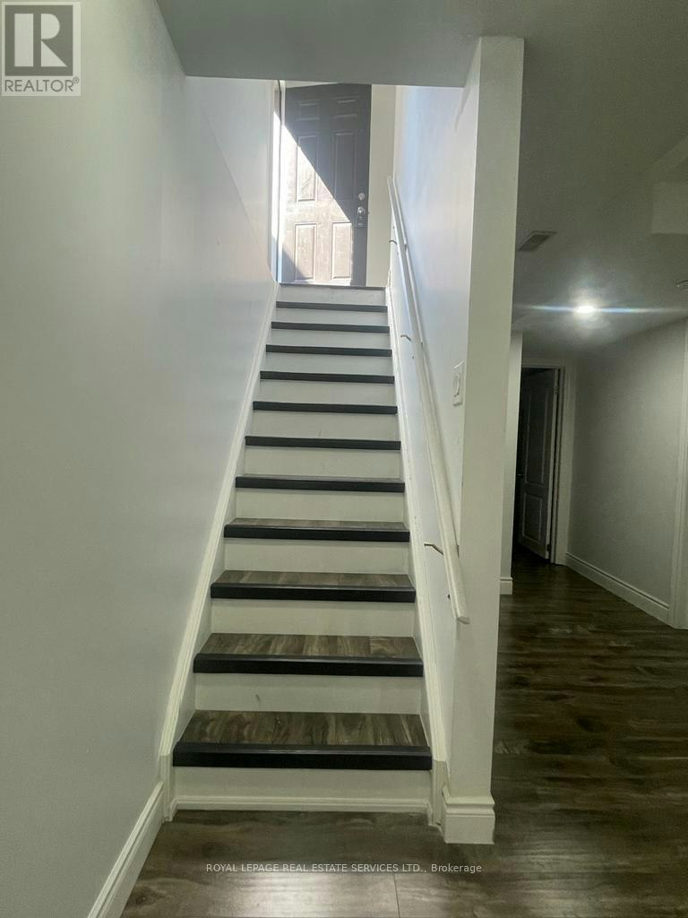 16 Little Britain Crescent, Brampton, ON, L6Y 6A9 - 5