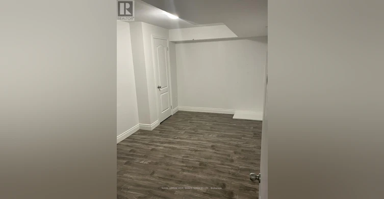 16 Little Britain Crescent, Brampton, ON, L6Y 6A9 - 12