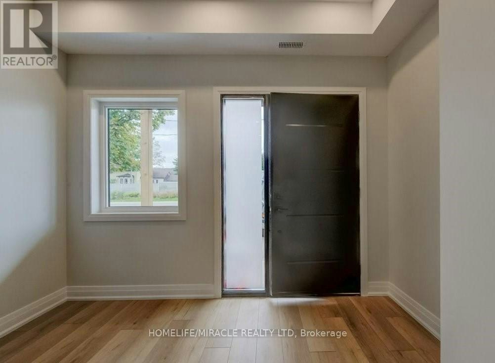 UPPER-160 Weber Street W, Kitchener, ON, N2H 4A4 - 2