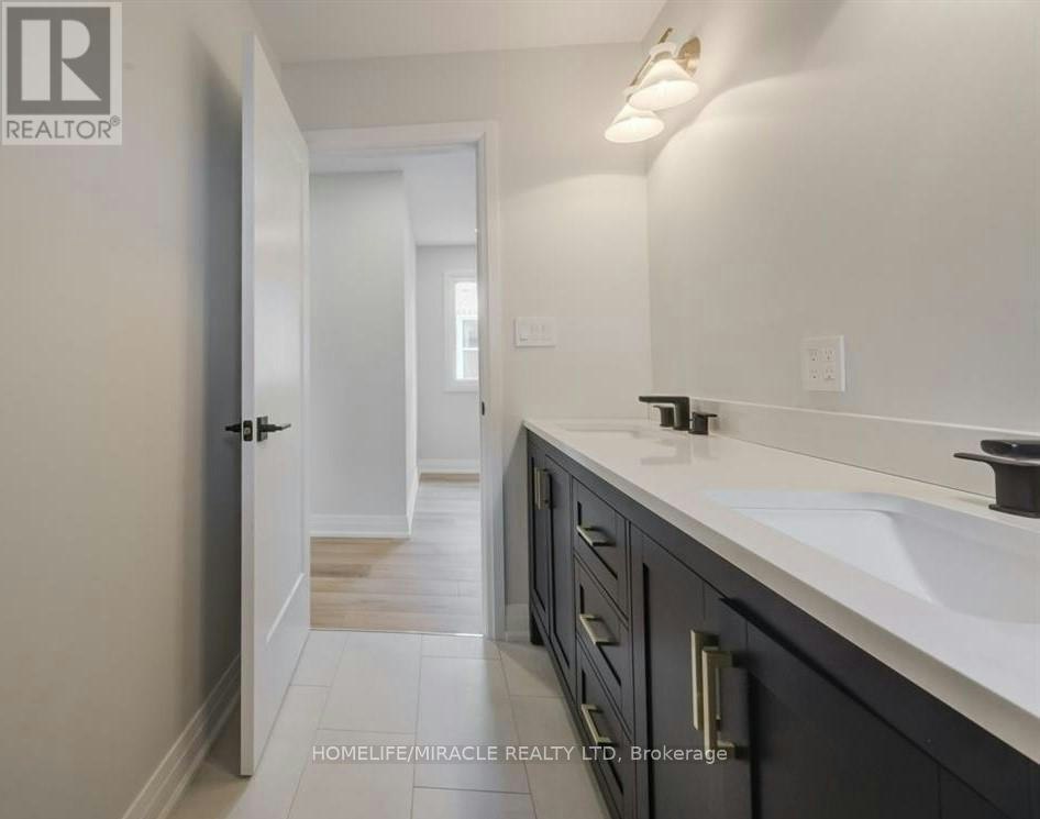 UPPER-160 Weber Street W, Kitchener, ON, N2H 4A4 - 16