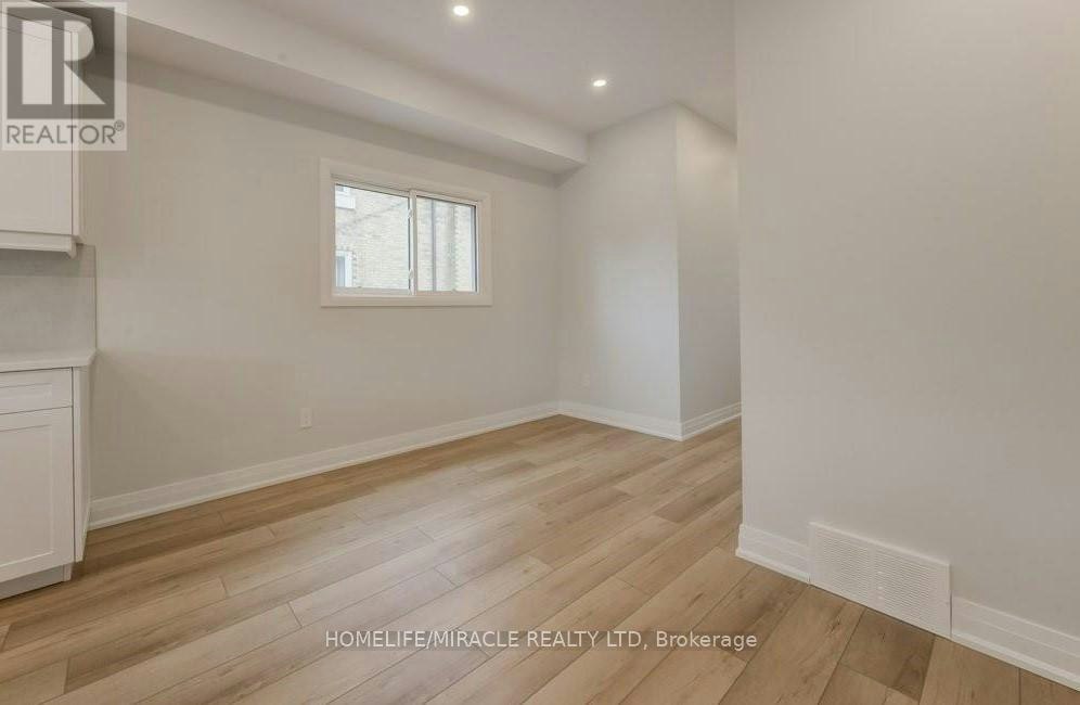 UPPER-160 Weber Street W, Kitchener, ON, N2H 4A4 - 10