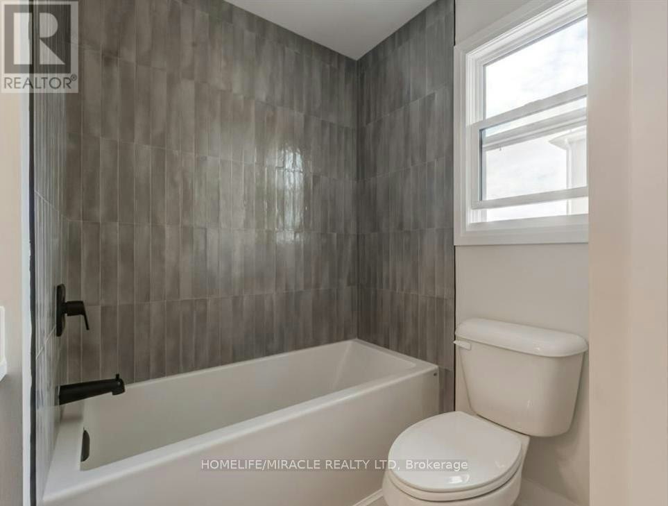 UPPER-160 Weber Street W, Kitchener, ON, N2H 4A4 - 17