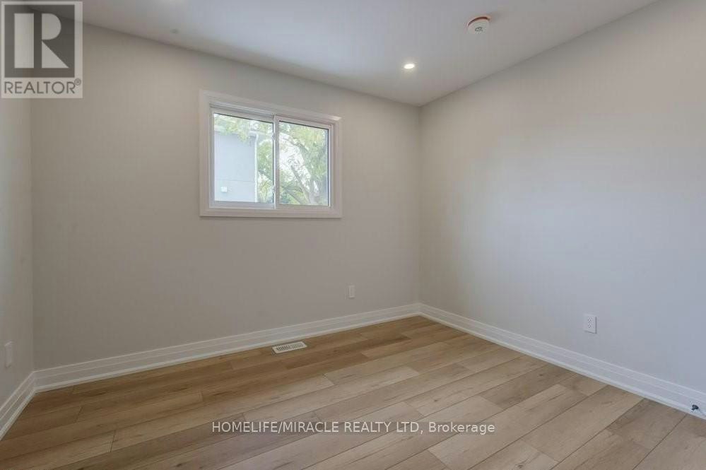 UPPER-160 Weber Street W, Kitchener, ON, N2H 4A4 - 18