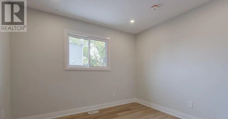 UPPER-160 Weber Street W, Kitchener, ON, N2H 4A4 - 18