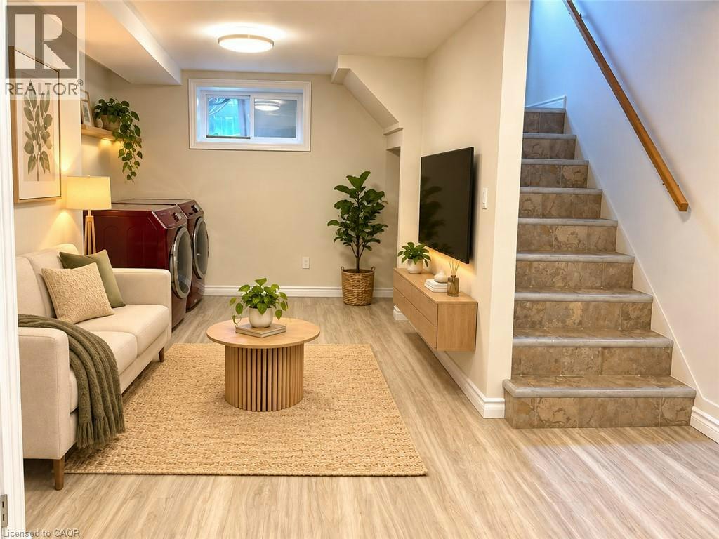 Lower-249 Blucher Street, Kitchener, ON, N2H 5V6 - 3