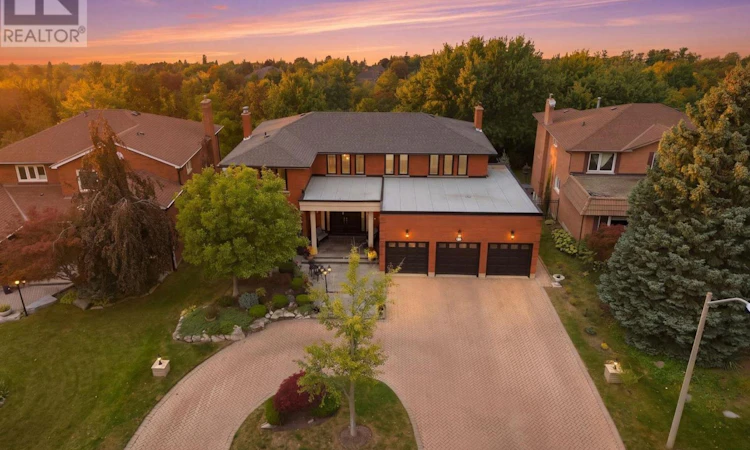 98 Cairnburg Place