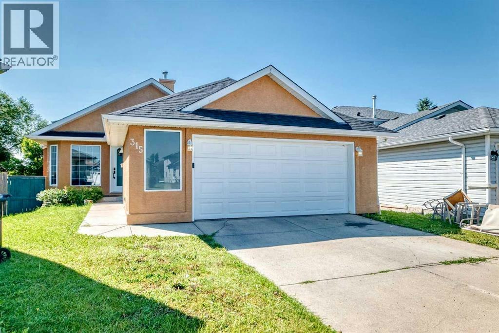 315 Appleglen Place SE, Calgary, AB, T2A 7V9