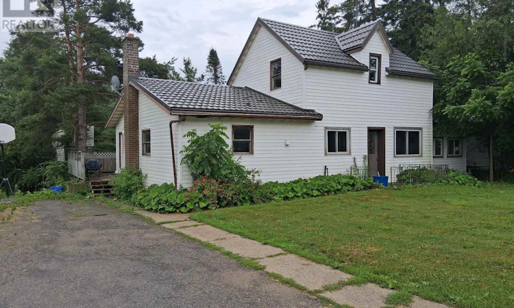 1240 Bruce 1 Road
