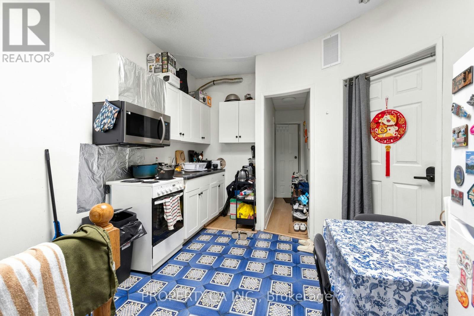 UPPER-1080 Dovercourt Road, Toronto, ON, M6H 2X8 - 5